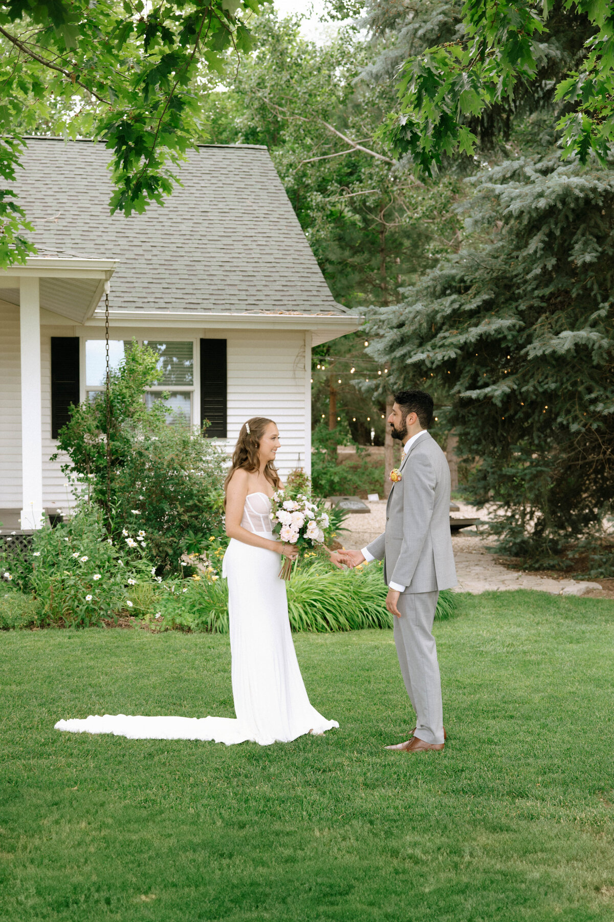 willow-creek-idaho-spring-wedding-luxury-destination-wedding-photographer-krysta-timmons-photography-4