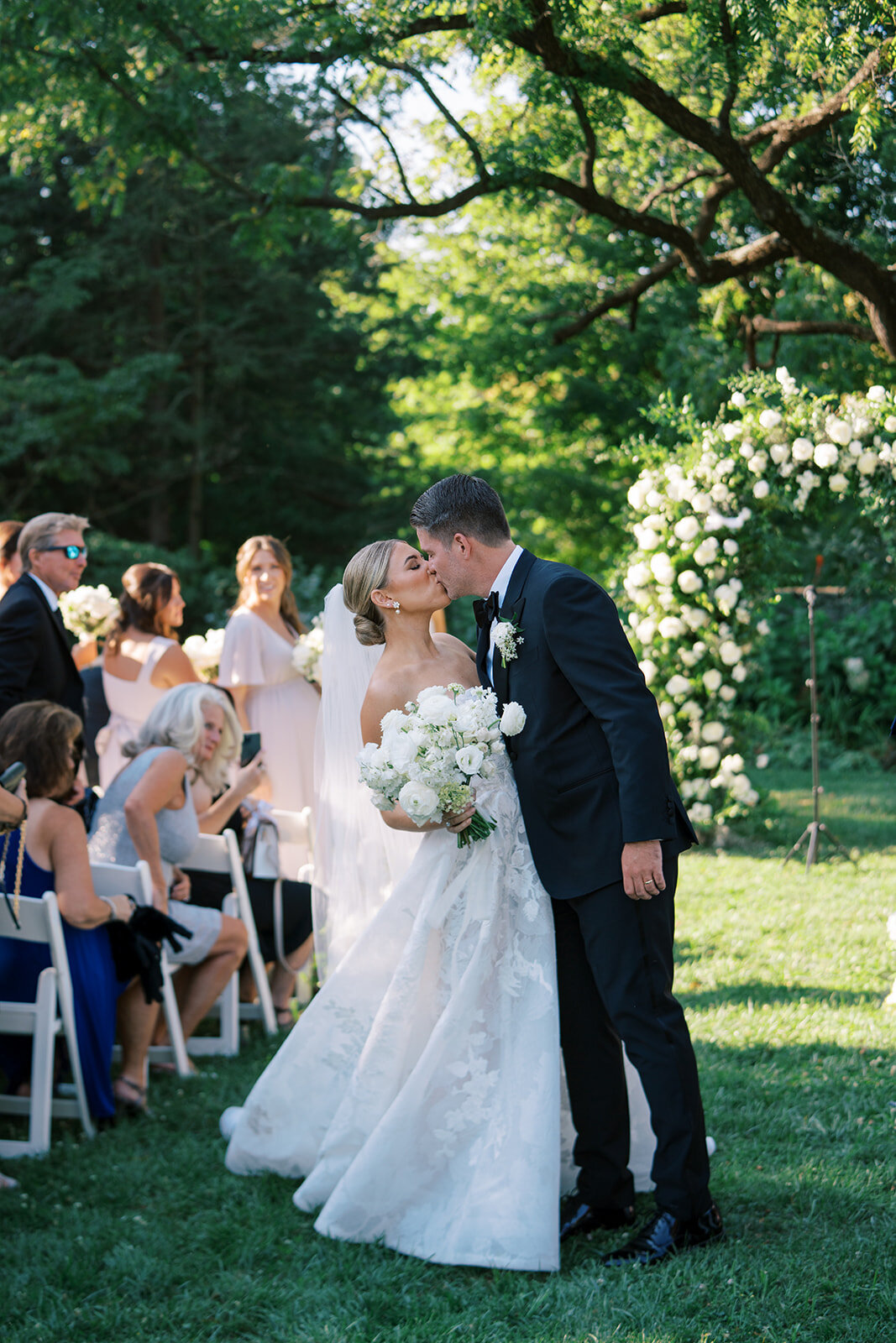 Bellevue Hall Wedding-08412