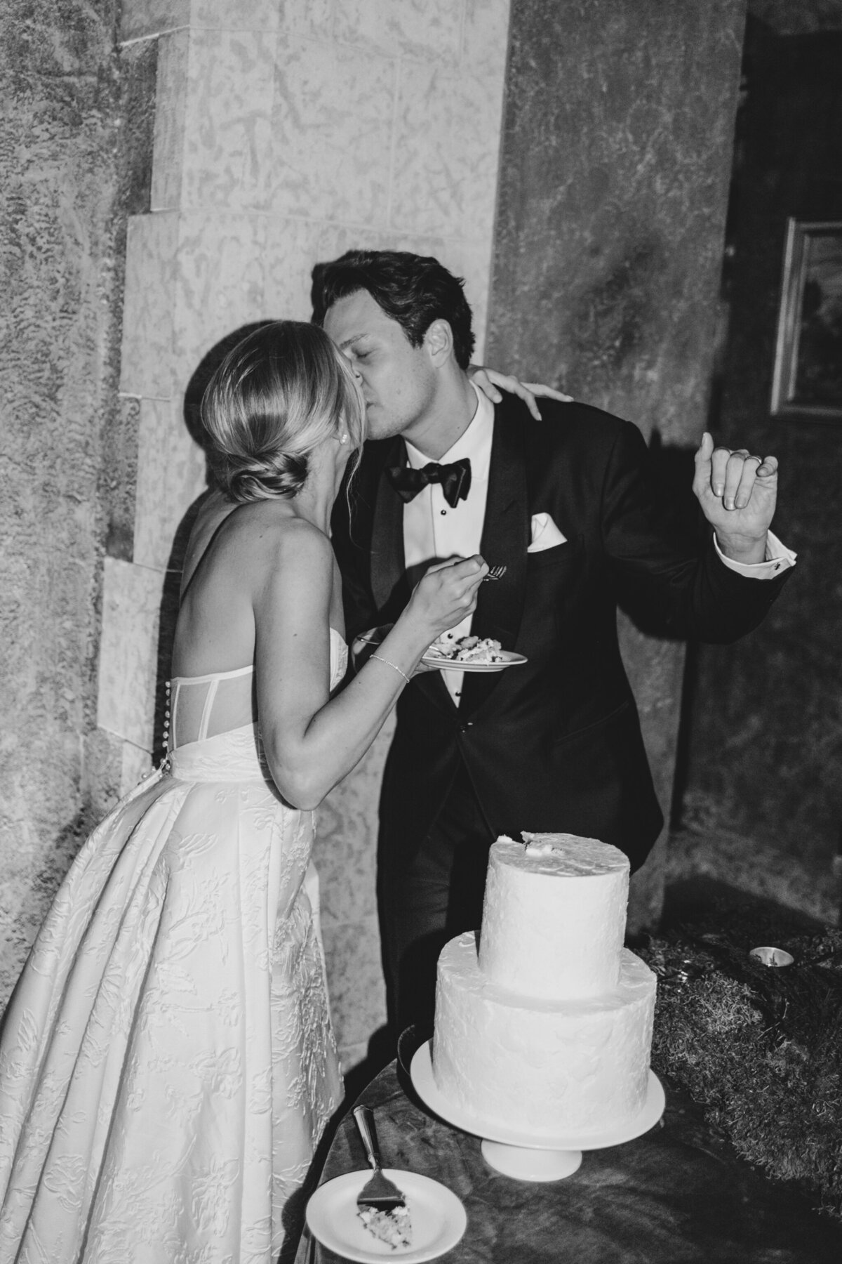 calgary_wedding_photographers_fairmont_banff_springs_destination_wedding_nicole_sarah-110