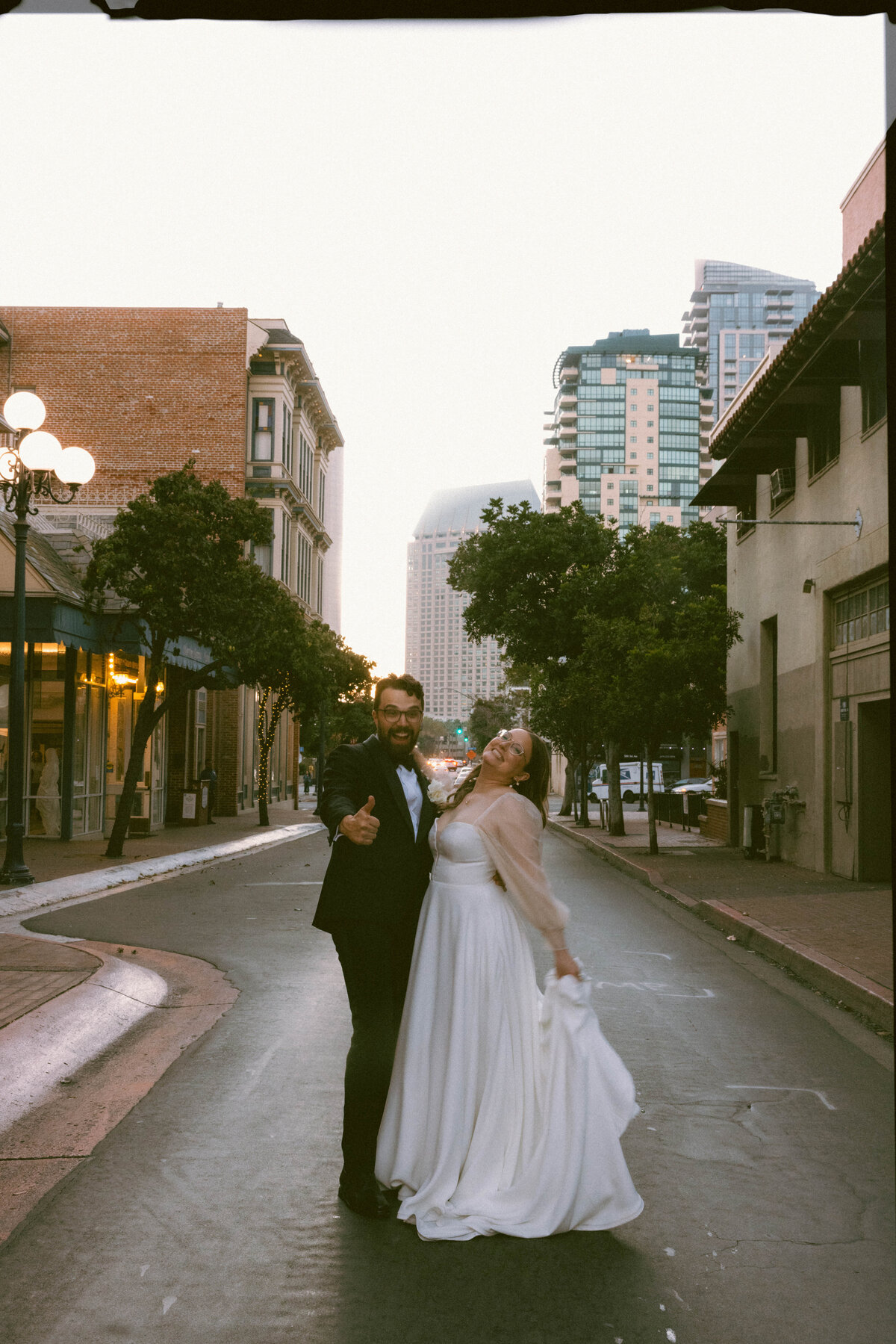 horton-plaza-hotel-san-diego-wedding-raven-berlin-photo-891