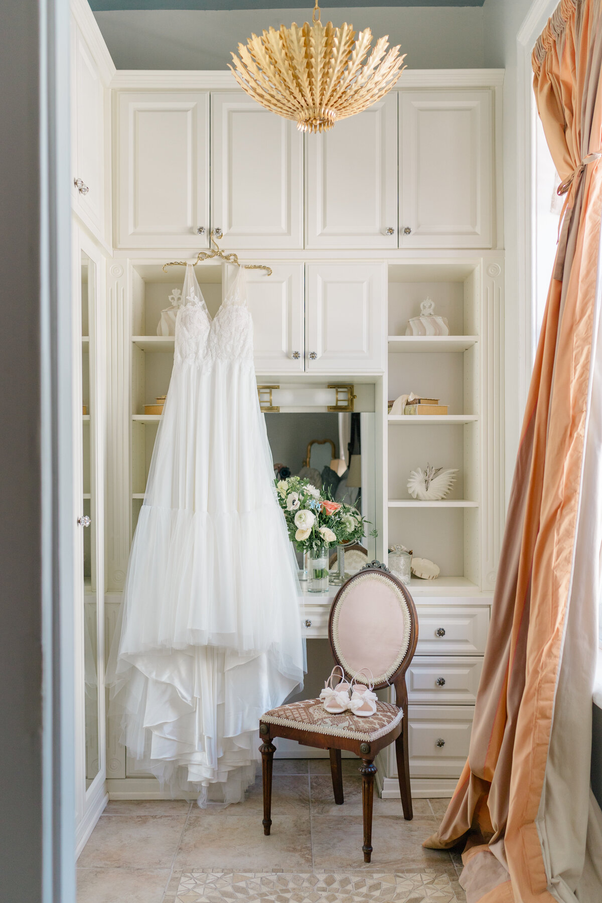 Parsonage_House_Intimate_Fall_Charleston_Wedding_Small_Guest_Count_Kailee_DiMeglio_Photography_Destination_Wedding_Photographer-44