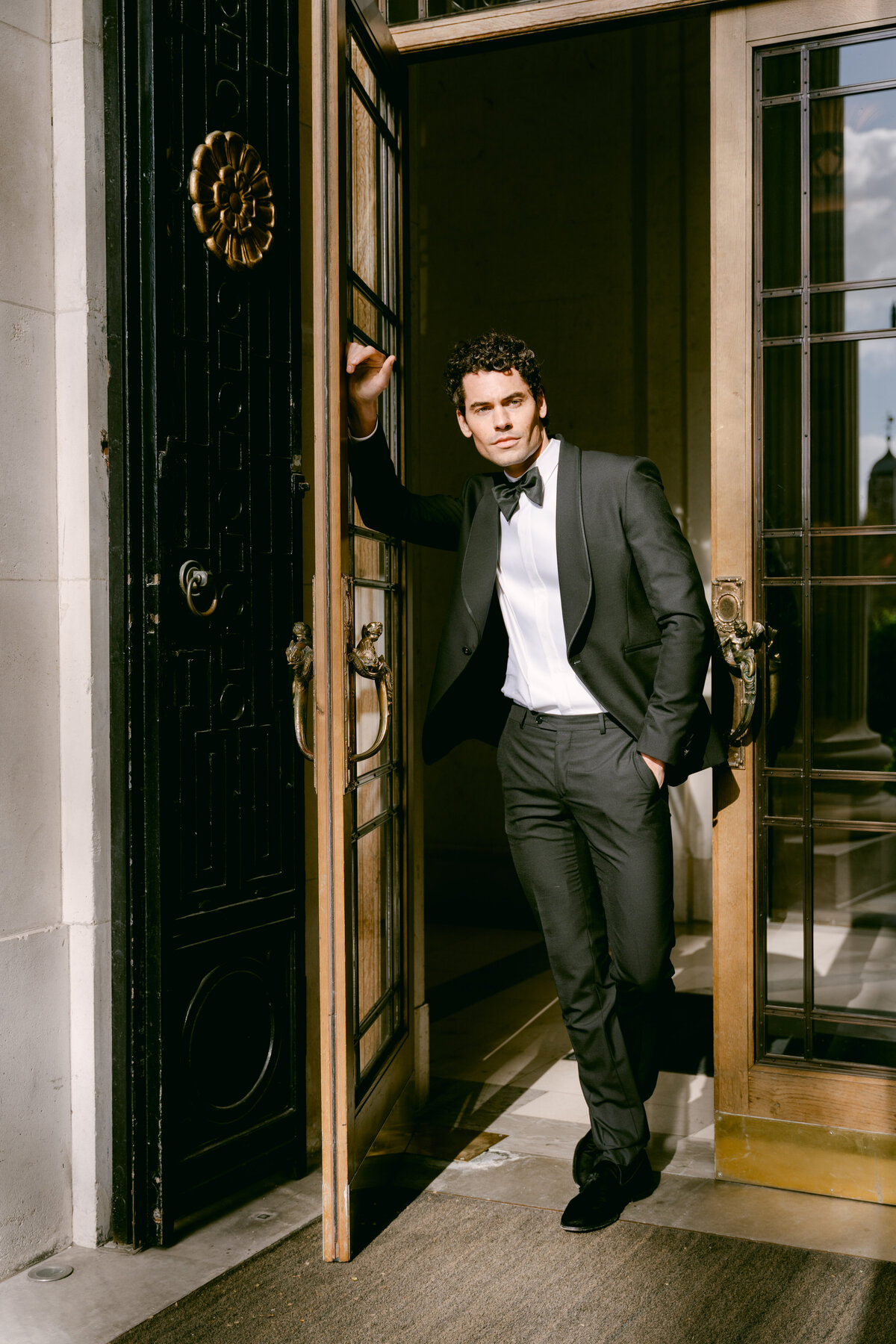 RuizRocksWeddings_Modern Elegant London City Elopement_00206
