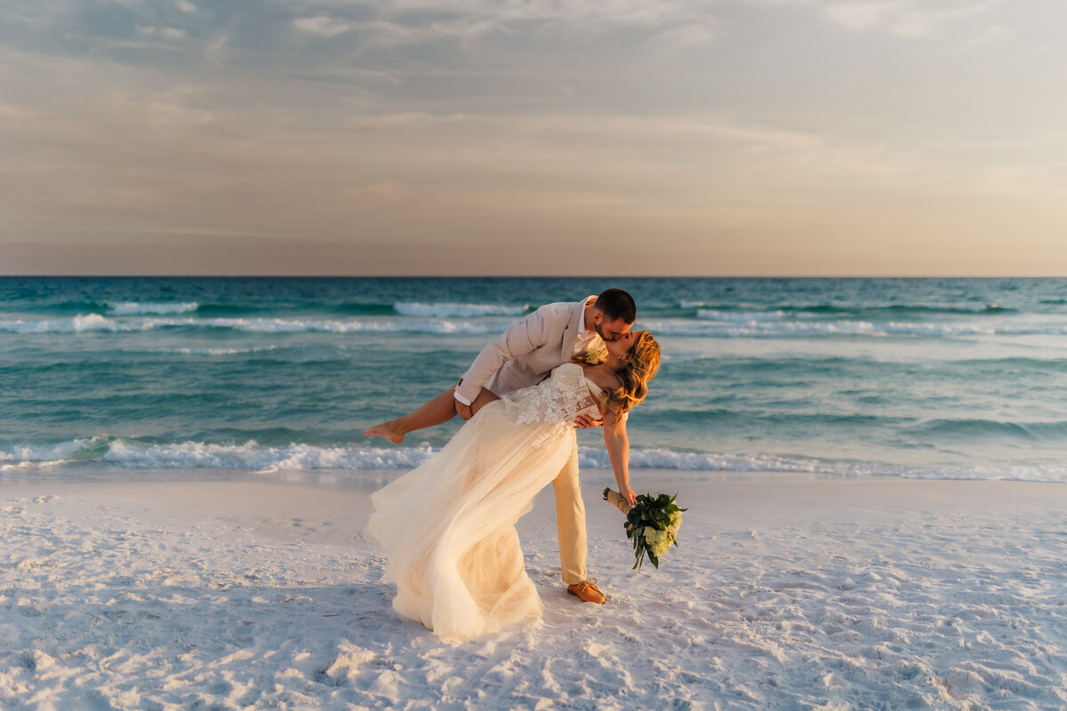 DestinationWeddingPhotograper-DestinFloridaElopement-Matt&Taylor.1185-2