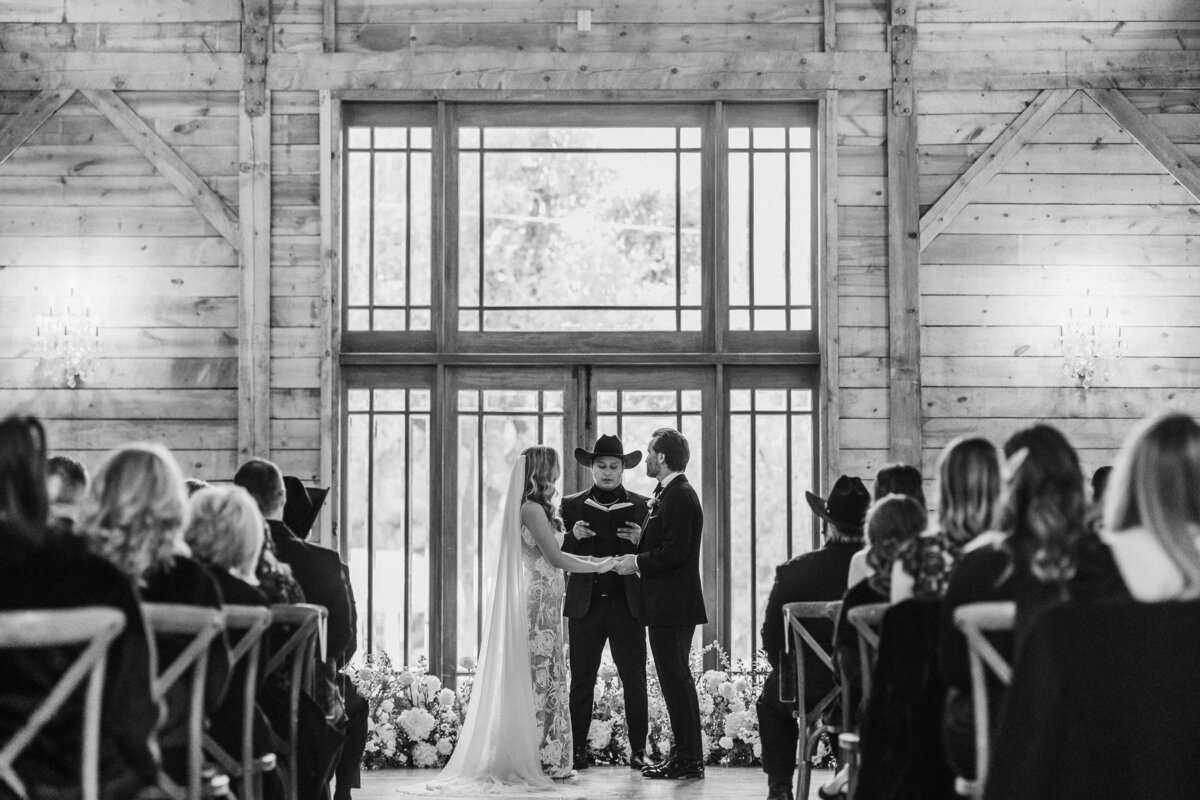 addison-grove-rain-plan-ceremony