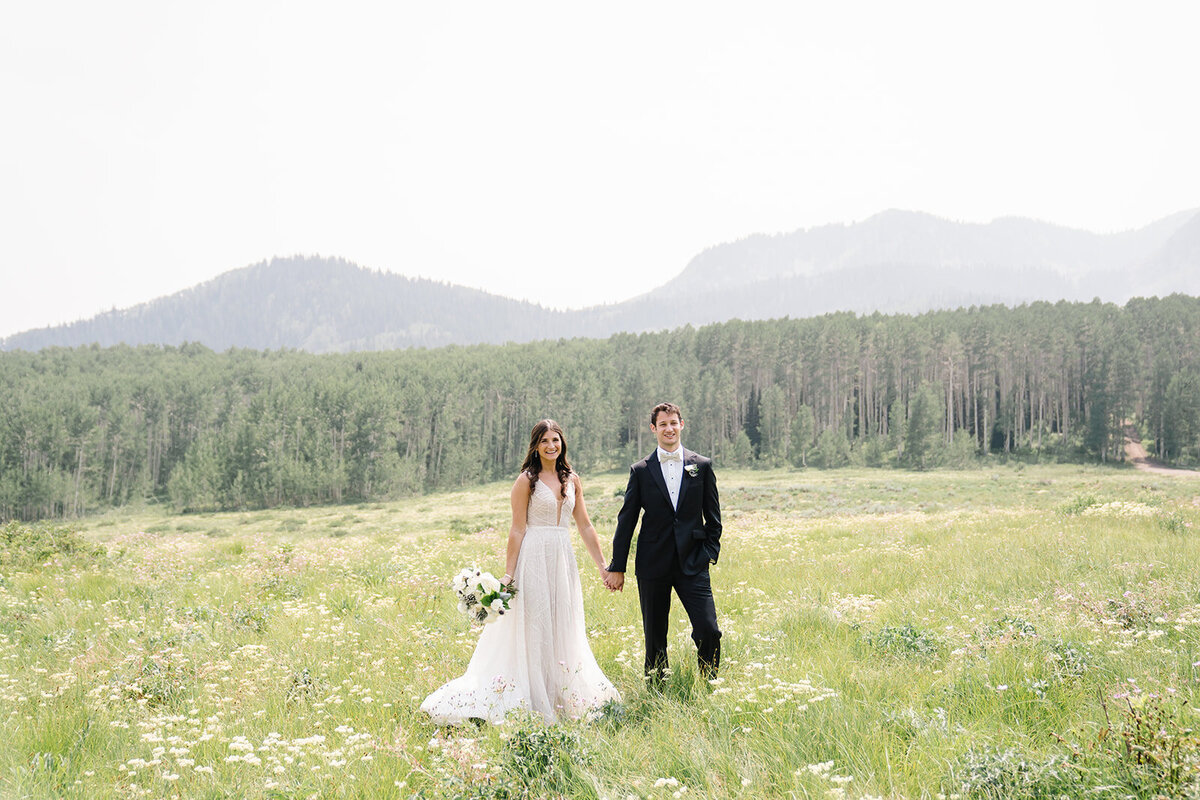 blue-sky-ranch-mountain-summer-utah-wedding-logan-walkerphoto-368L-1625