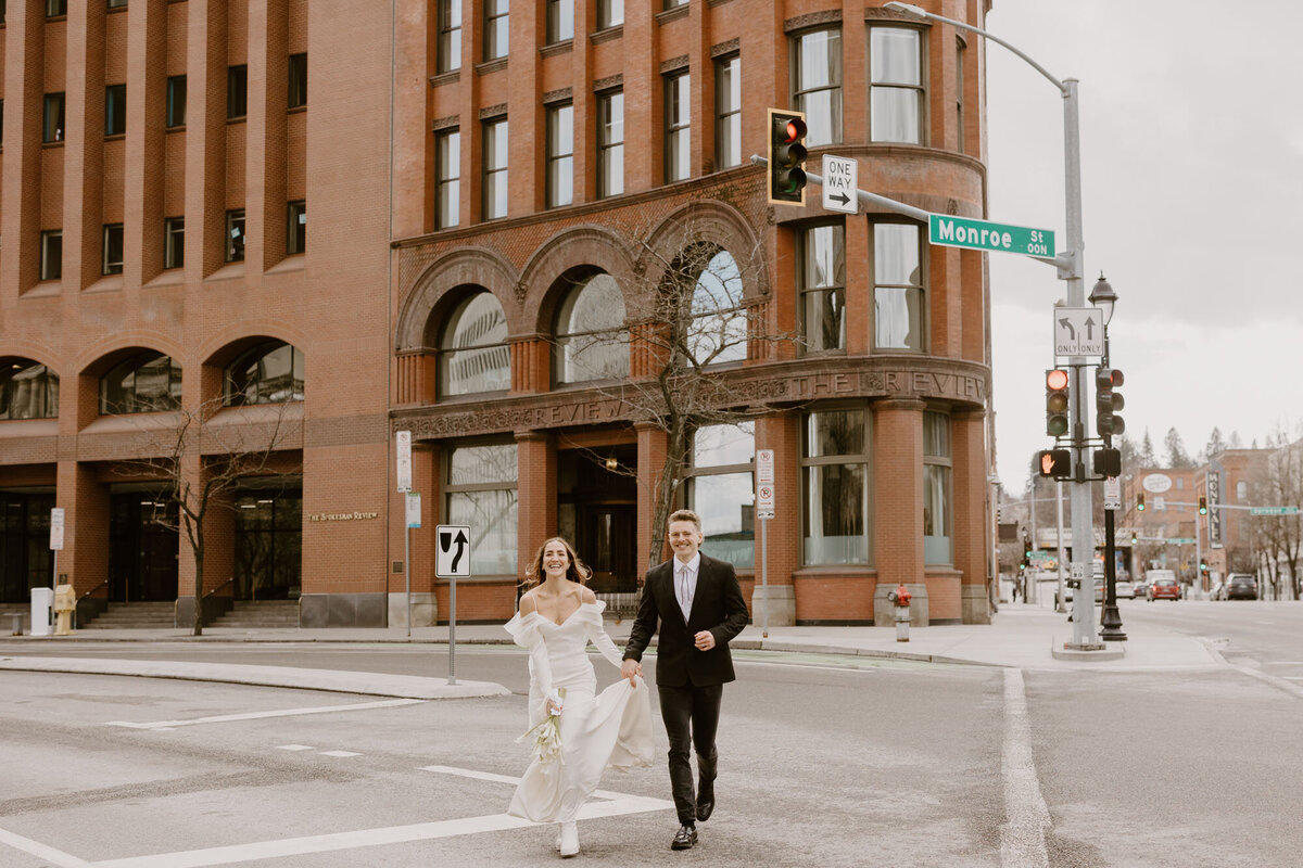 downtownspokaneelopement-31