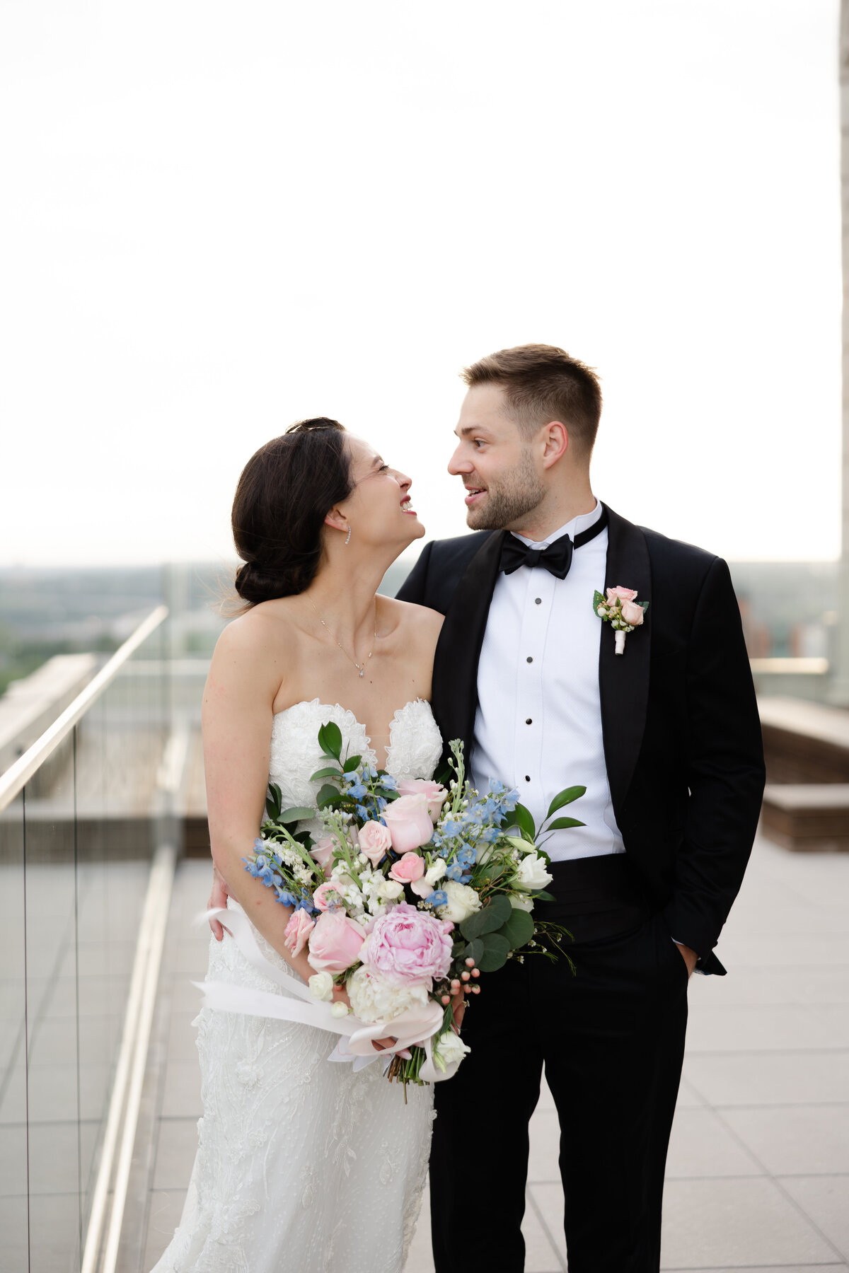 luxury hotel kansas city wedding -78