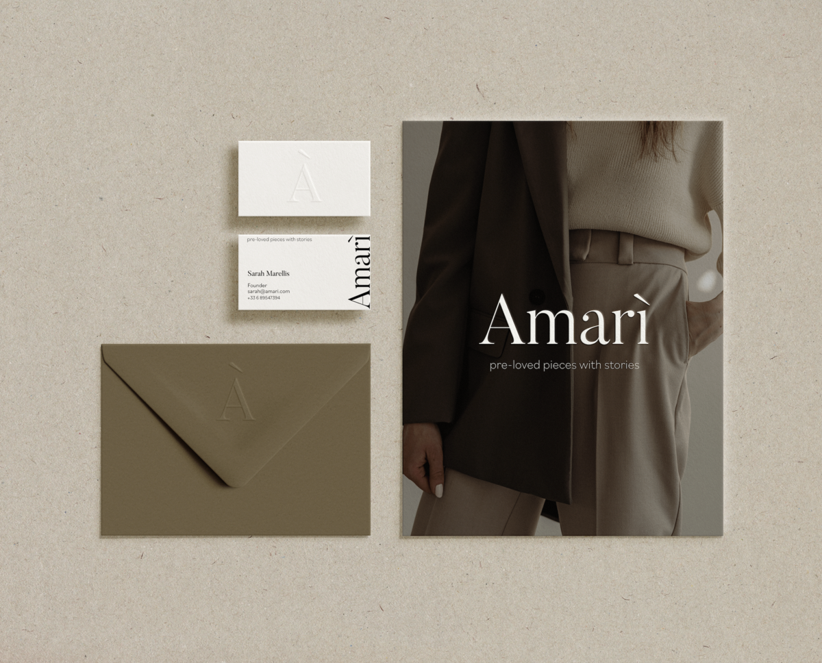 Amari Stationary (small)