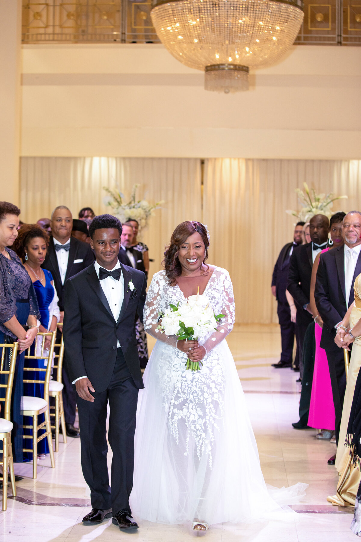 southern-exchange-ballroom-atlanta-bride-walking-down-aisle