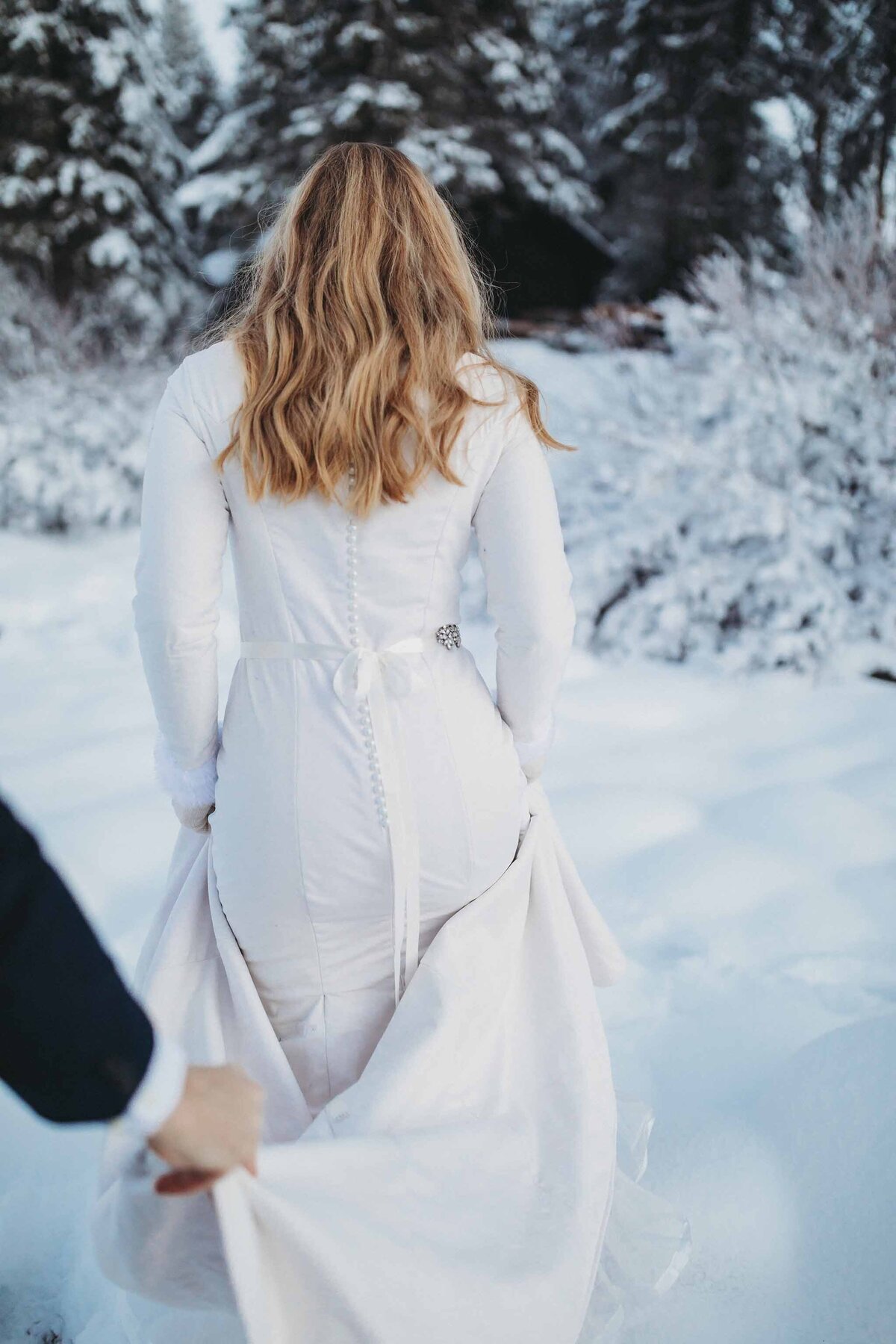 icehotel-weddings-winter-weddings-vinterbröllop-fotograf-kiruna-photographer-wedding-photographer086084