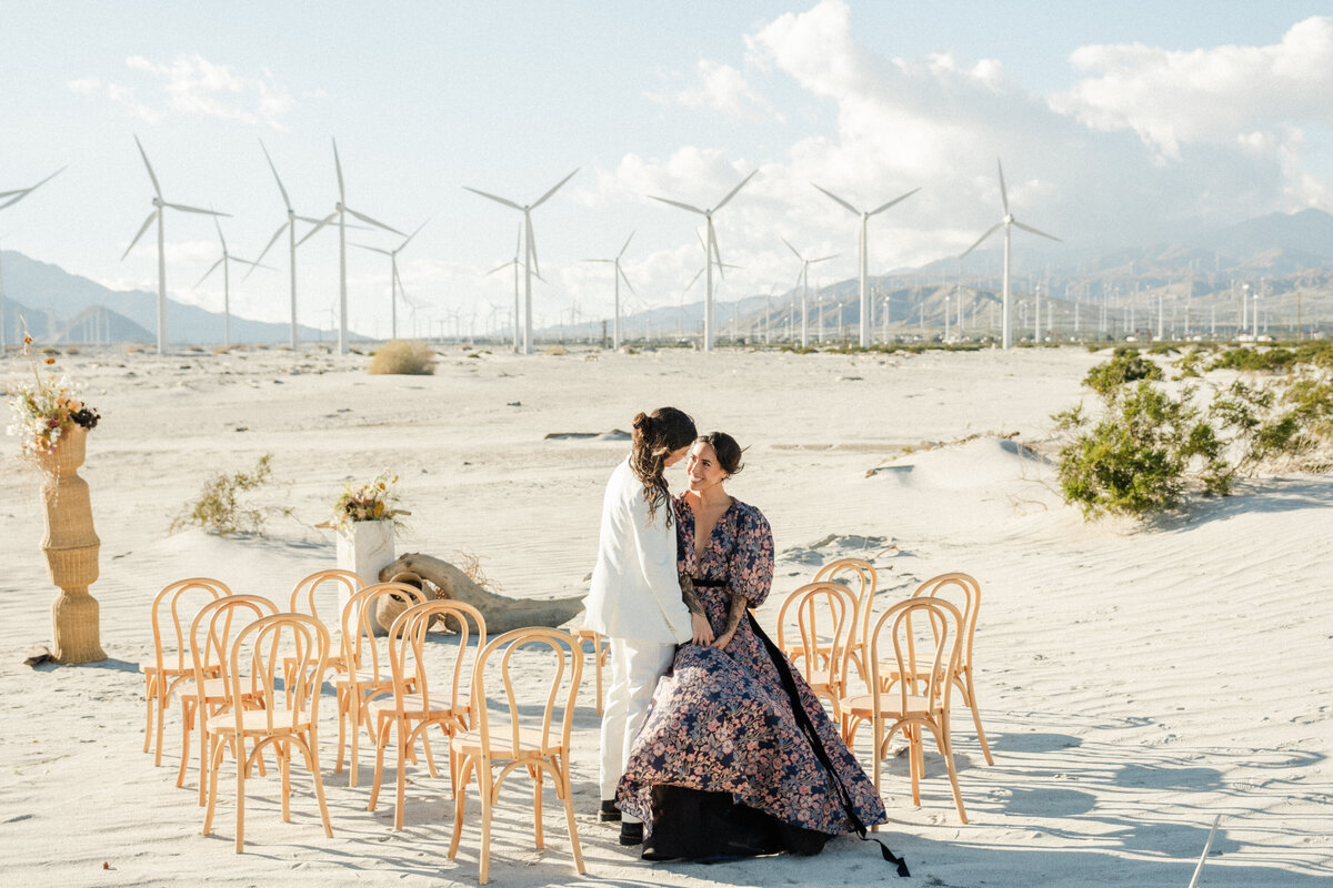 004-240123-em-lia-windmill-elopement-SierraVeraPhoto@2023