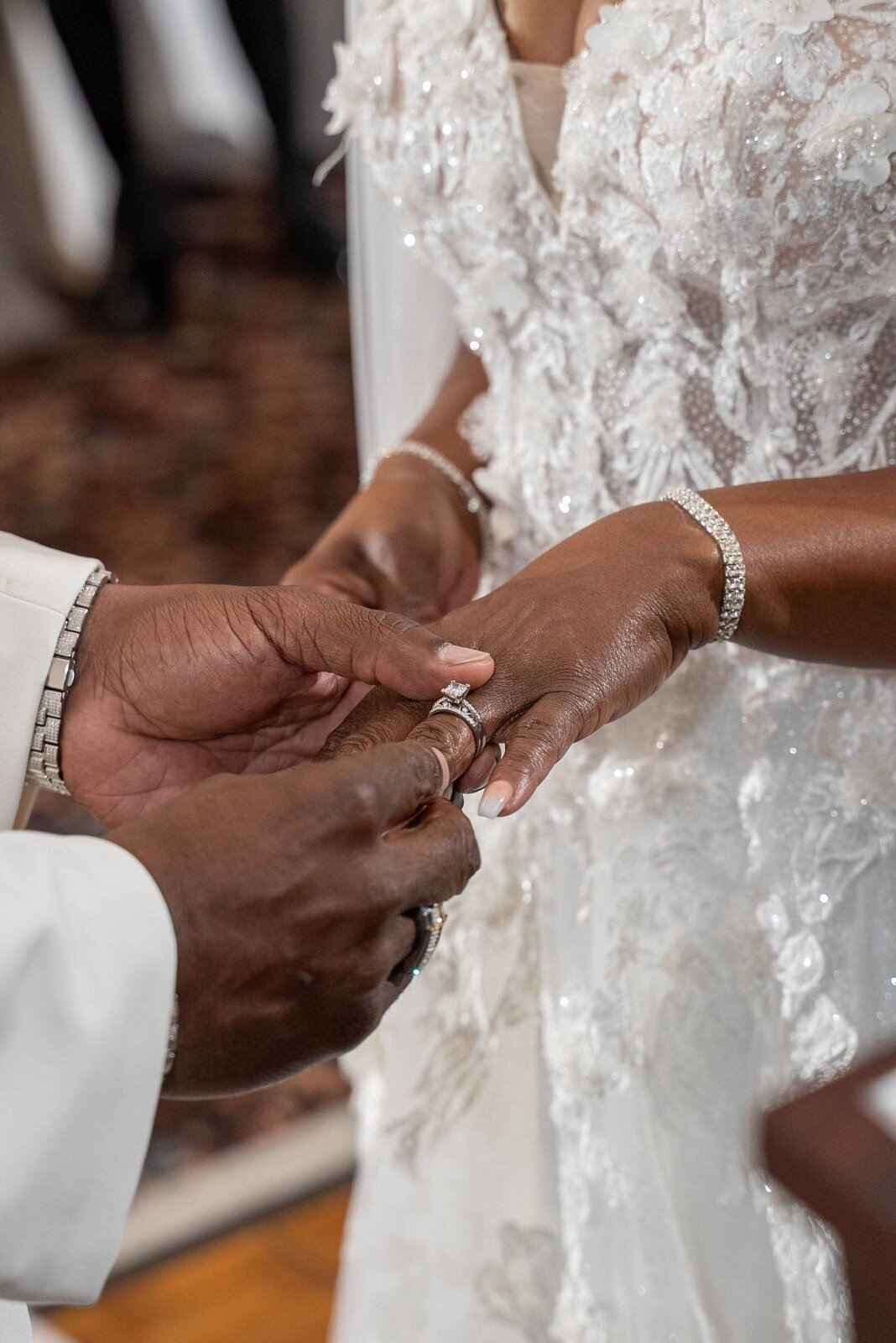 duneland-falls-wedding-ring-exchange-closeup