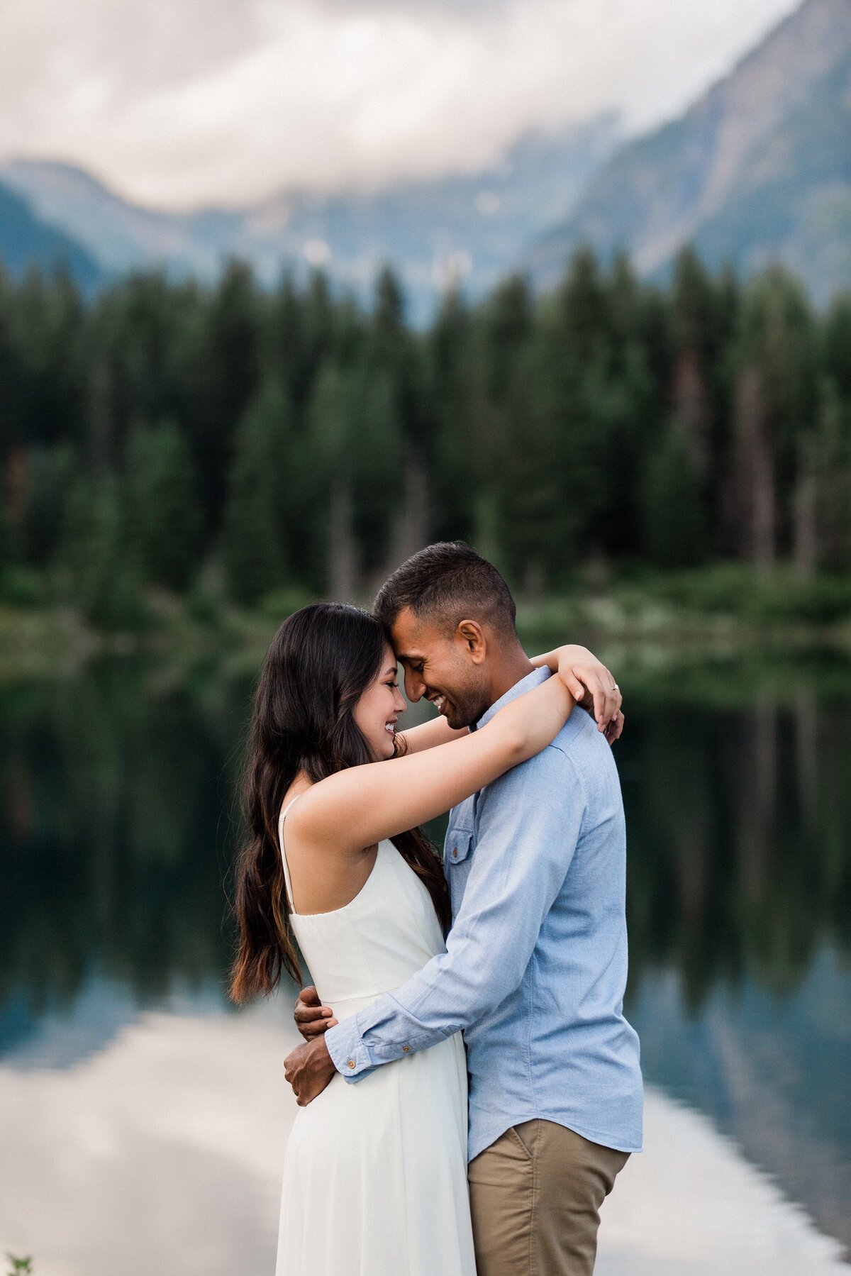 Gold Creek Pond Engagement_Megan Montalvo Photography_0044