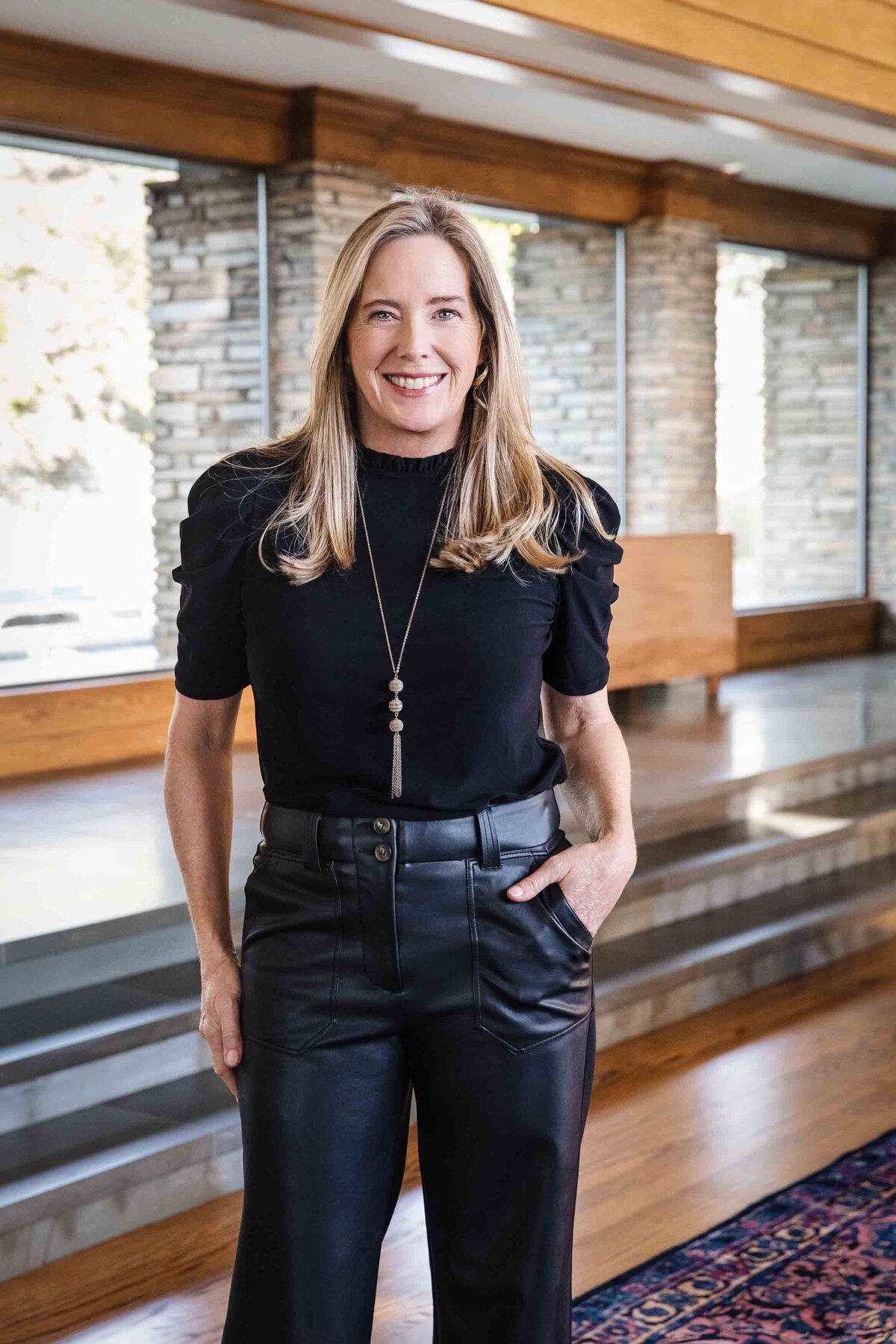 author-portrait-black-outfit-tiburon