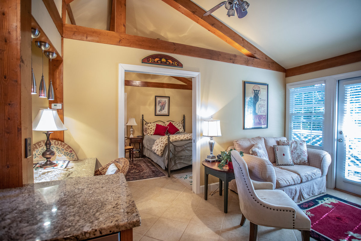 Monroe-photographer-focused-life-photography-real-estate-atlanta-agent-11