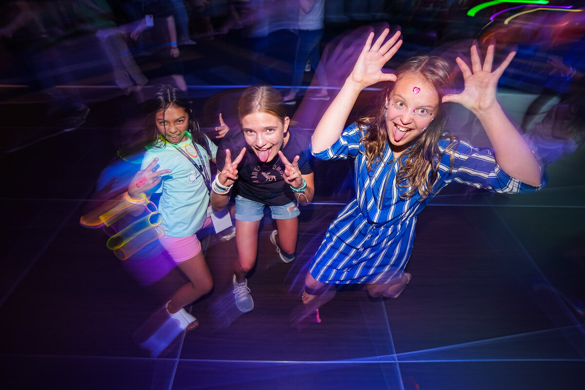 kansas-city-event-photography-0288-kids-dancing-at-event-party