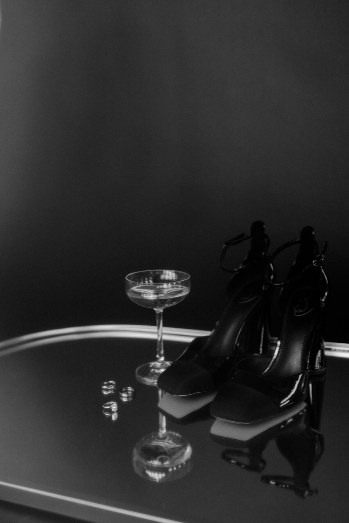 champagne glasses