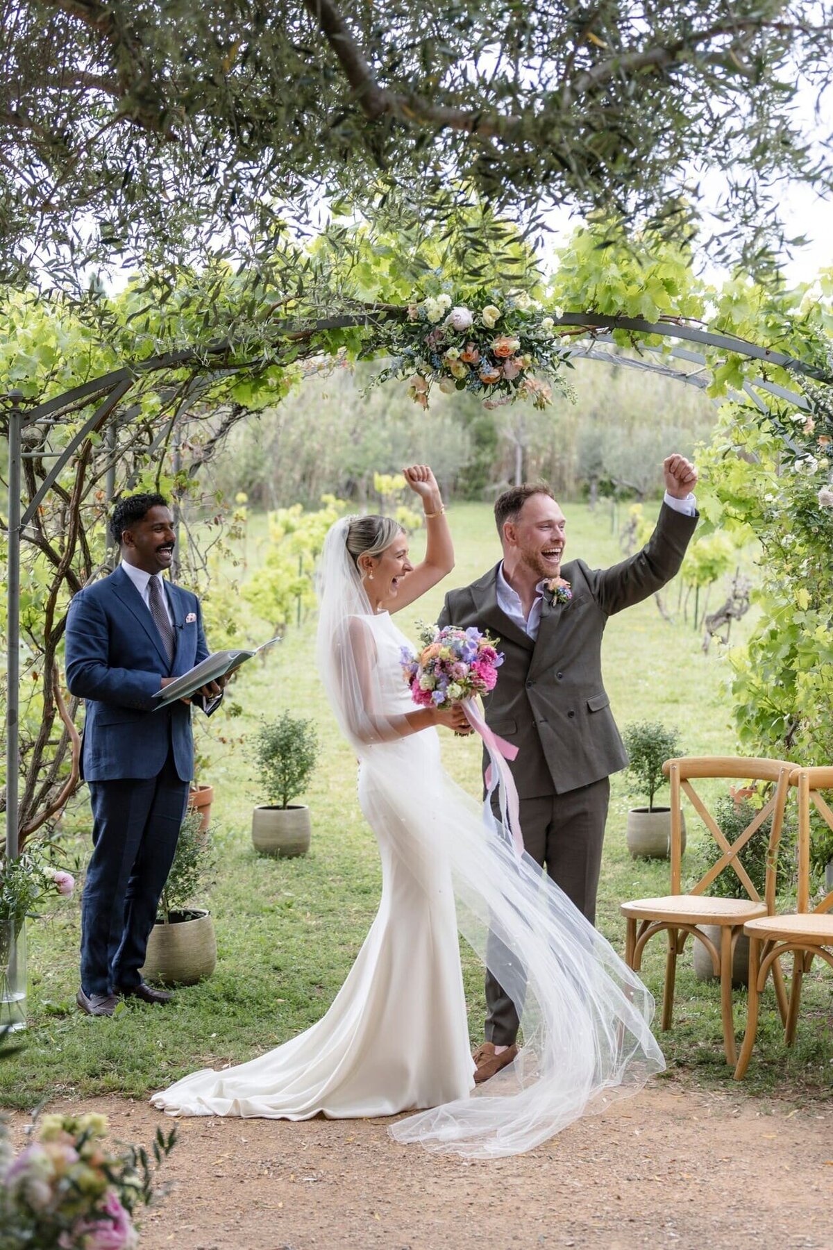 fine-art-french-wedding-ceremony2