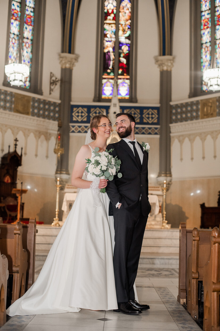 catholic-wedding-summer-indianapolis-indiana-st-johns-indy-catholic-church-11