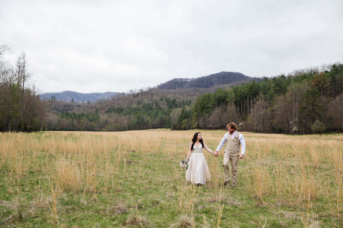 Cataloochee-Valley-NC-Elopement-17