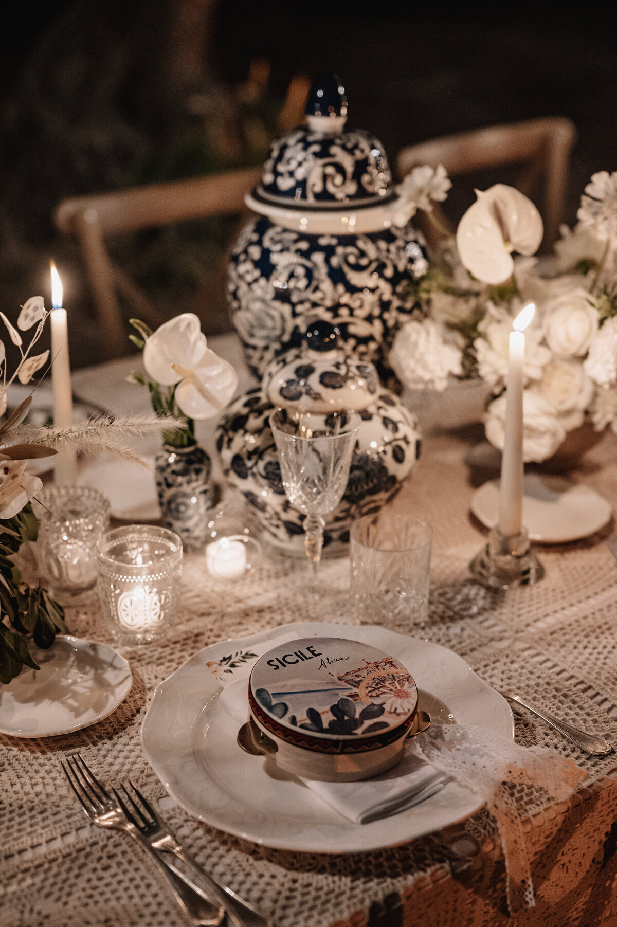 vintage ceramics and flowers. Destination Wedding in Sicily