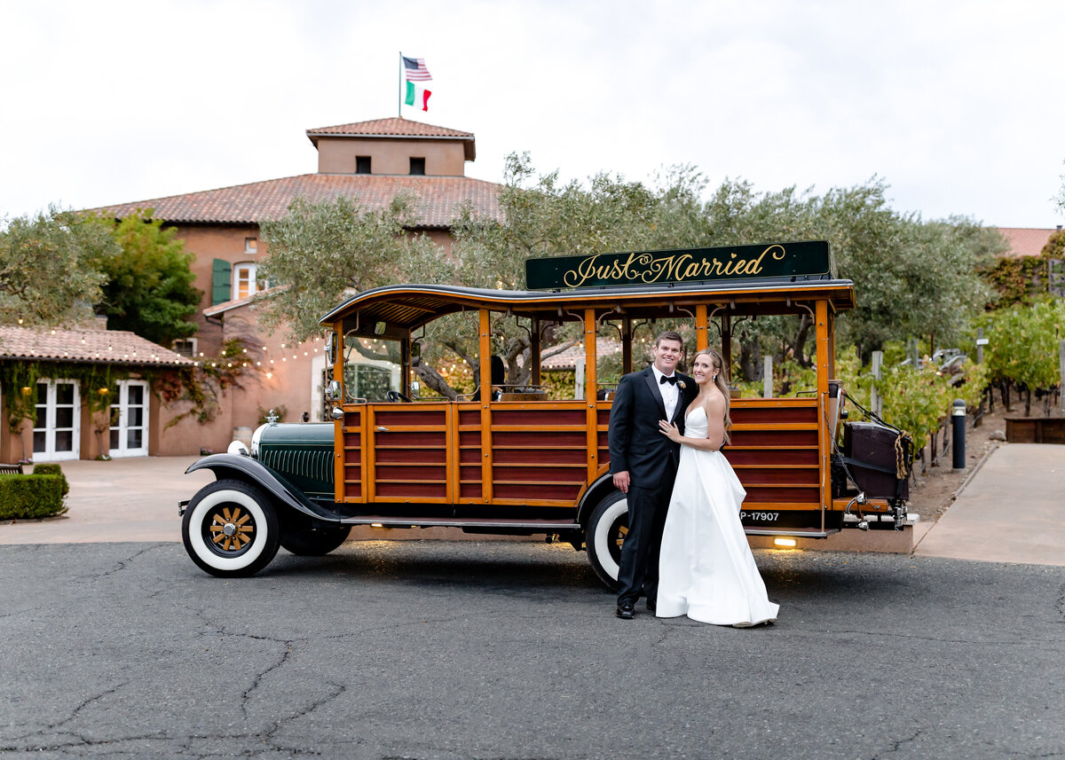 09172022_Hannah+JeremyWedding_ViansaSonomaCA_AnjaJensenPhotography-1023