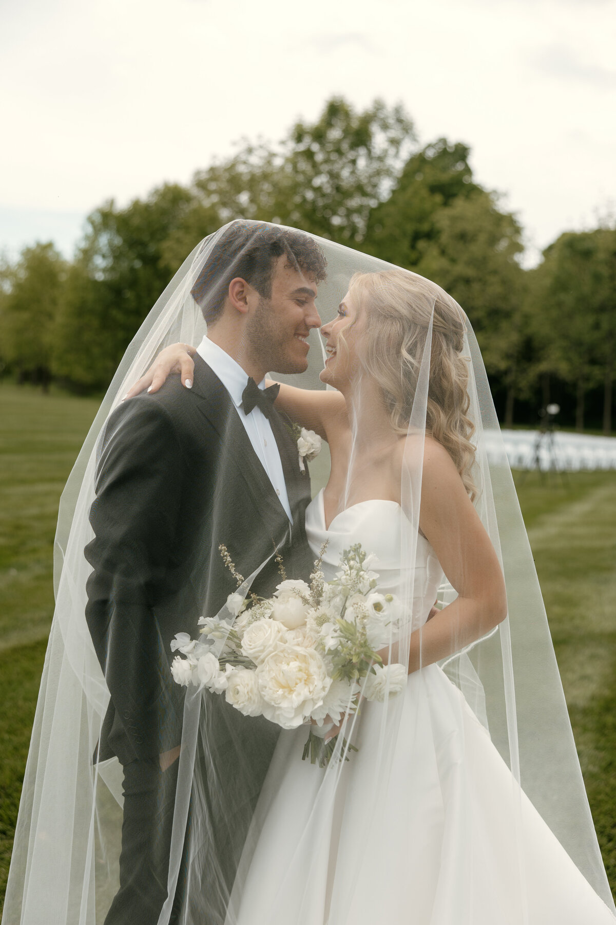 Abigail Anne Photography Storytelling Wedding Photographer in Colorado and Chicago — Wedding Photo 30