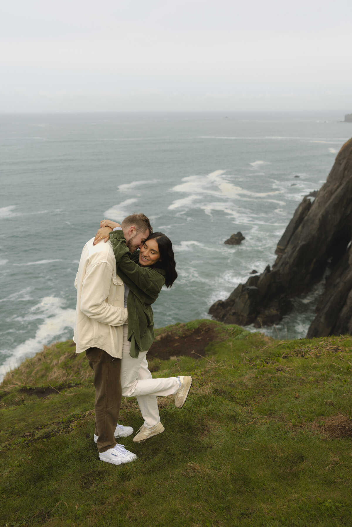 CannonBeachCouple-42