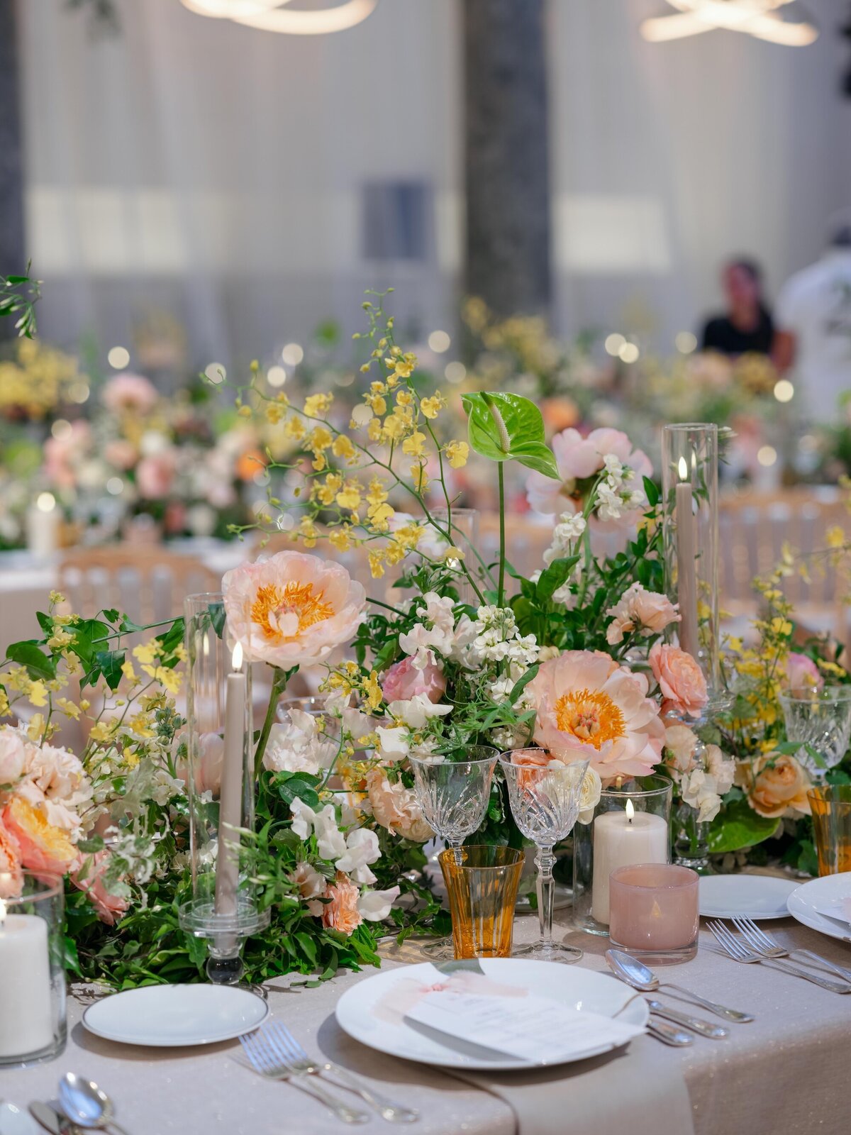 Paris-wedding-florist-Floraison-Pavillon-Cambon