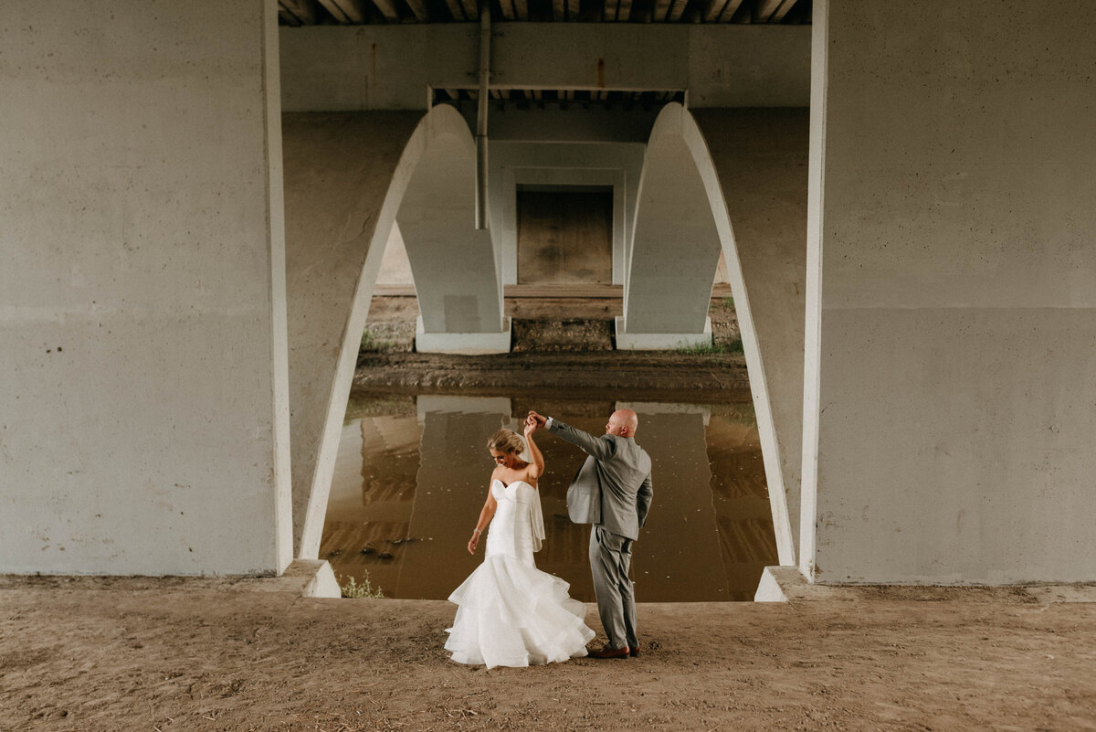 Revel Ash Studio - Wedding Photography_-3