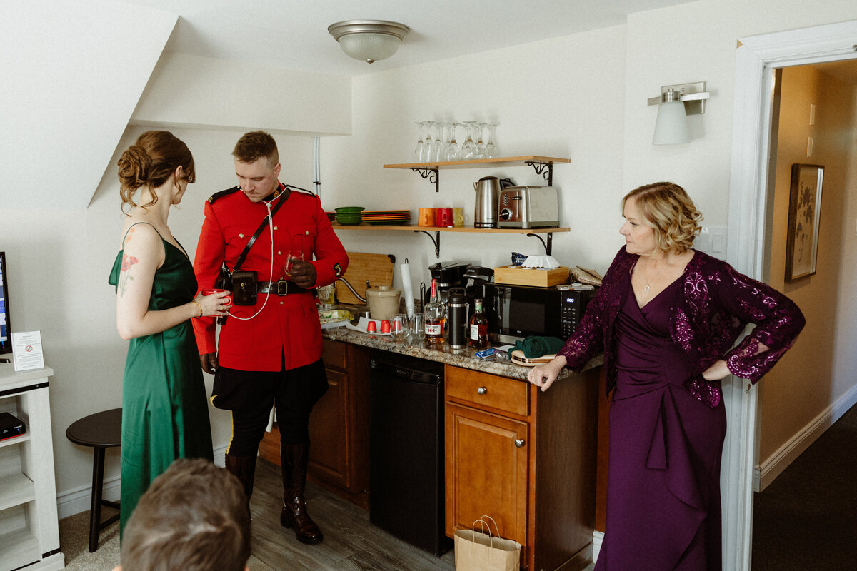 Strathmere-documentary-wedding-photographer-ottawa-107