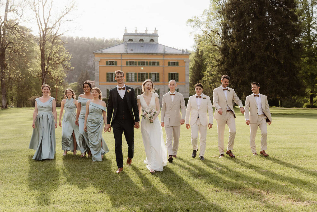 Elodie-et-Ludvik-cocktail-mariage-parc-chateau2