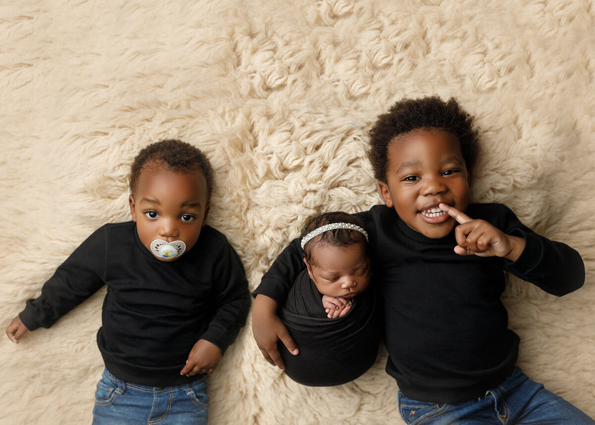 McDonough newborn photographer, Atlanta Newborn Photographer, Fayetteville newborn Photographer, Peachtree city newborn photographer, Hampton ga newborn photographer, marietta ga newborn photographer