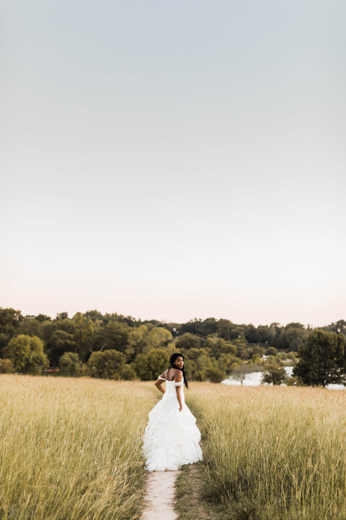 Outdoor wedding dress photos in Dallas