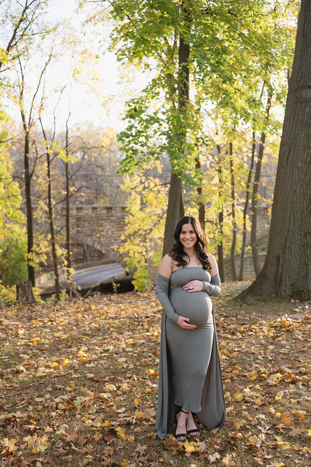 Jenna+RyanMaternityClevelandOhioGinaMariePrestiPhotography.jpg-121