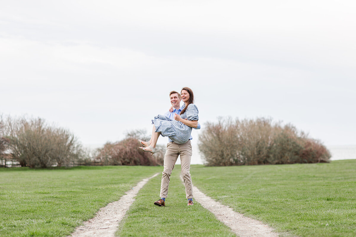 Harkness-Park-CT-Stella-Blue-Photography-Engagement-Session