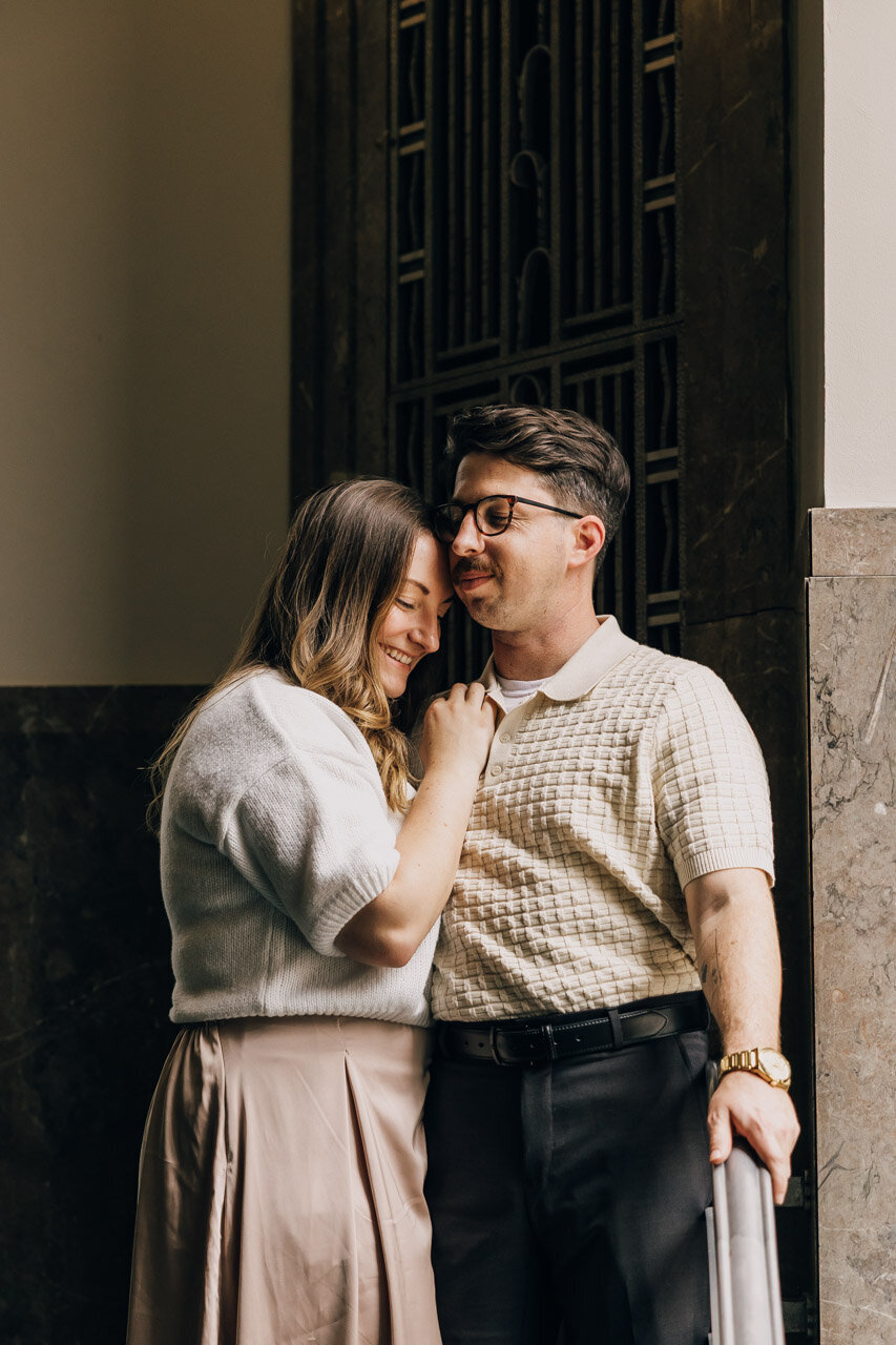 Frist-Museum-Downtown-Nashville-Engagement-Session-6