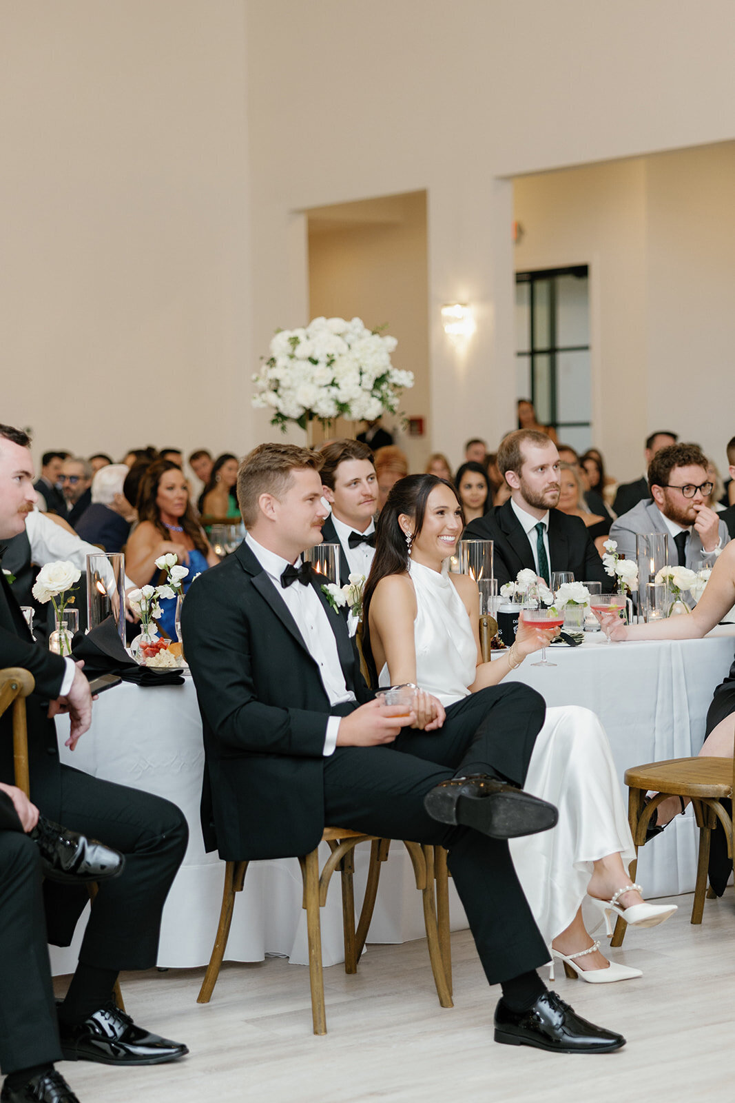 Loui_photography_the_arlo_austin_texas_spring_wedding_coyote_ugly-72