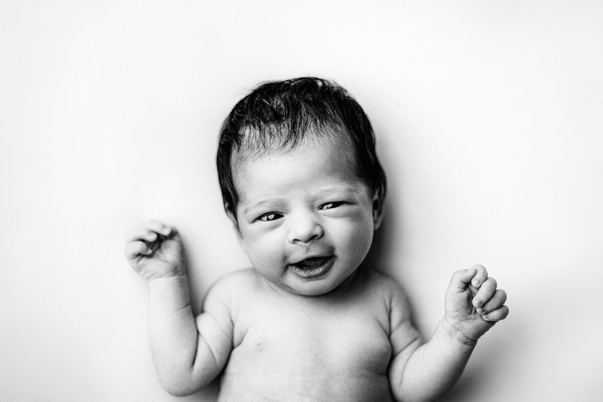 arielle_elizabeth_photography_newborn photographer, family photographer, baby photographer, milestones photographer, studio, near traverse city, near charlevoix, near petoskey, near gaylord, near harbor springs, michigan photographer_01161