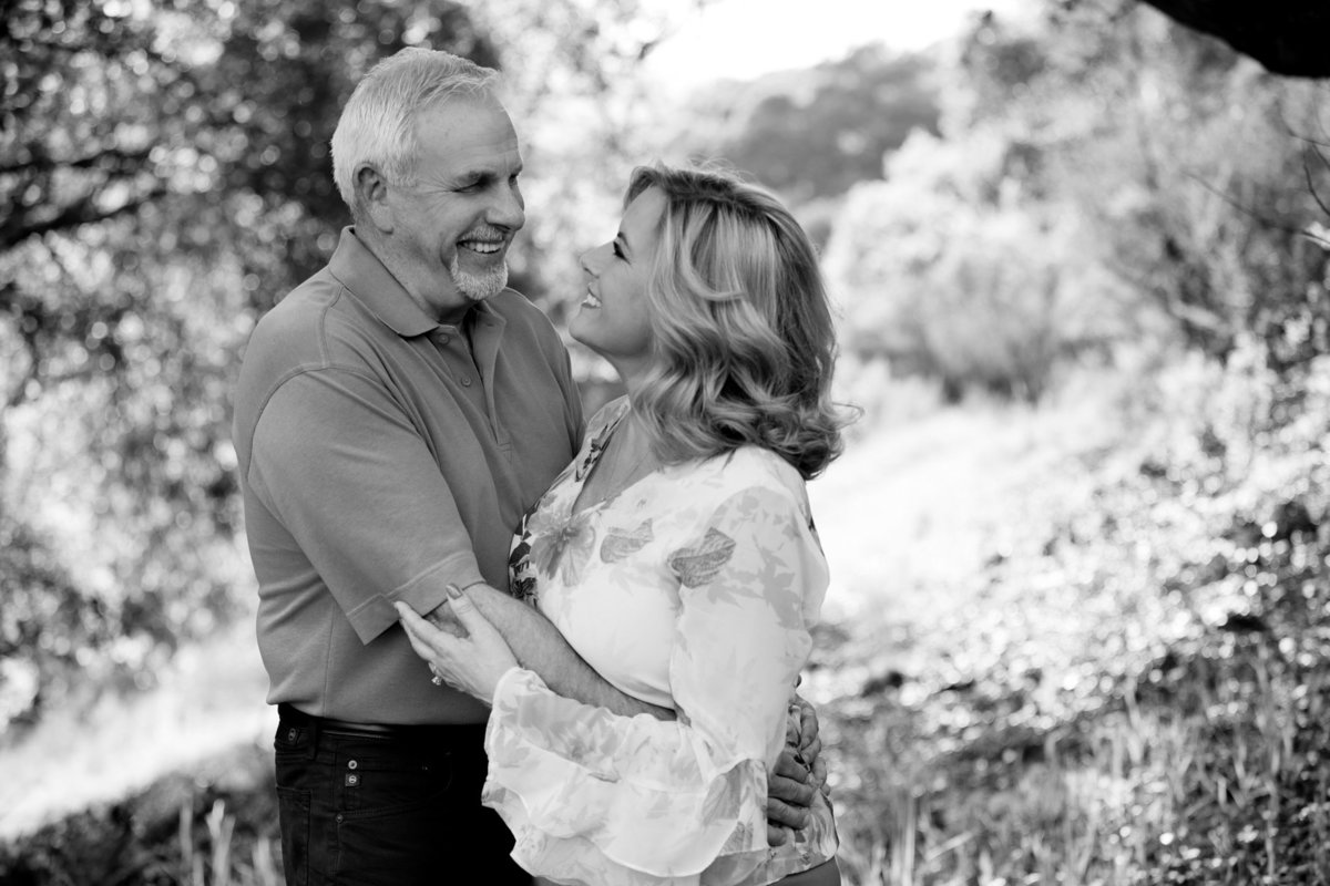 Black and White Timeless Capture of an Engaged Couple at Foothills Park Palo Alto