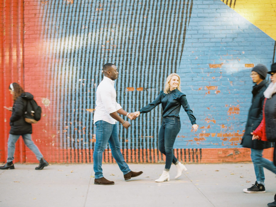 nyc engagement photographs in brooklyn