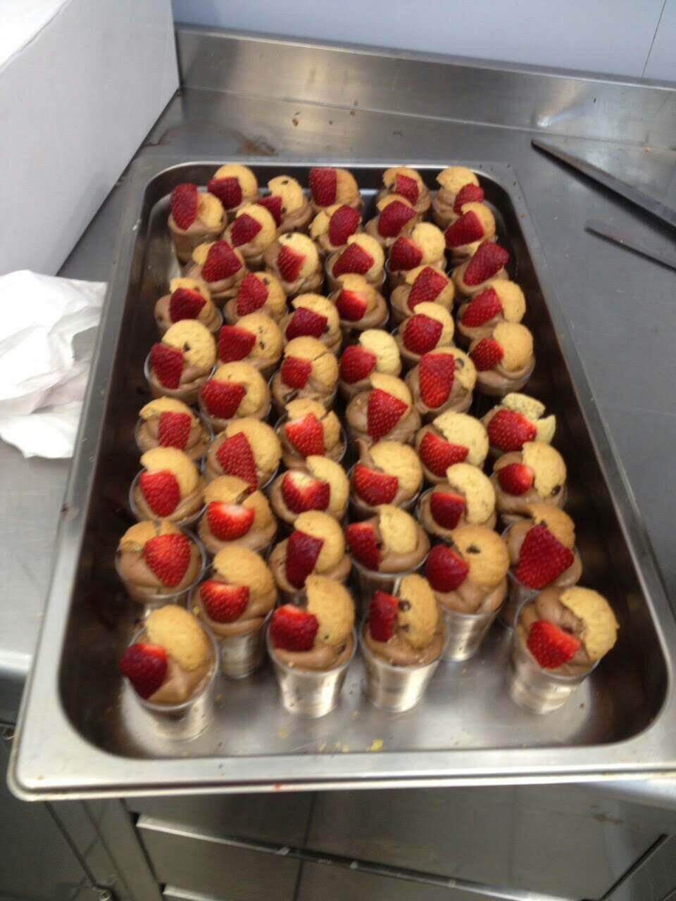 mini-dessert-catering-tray-regina