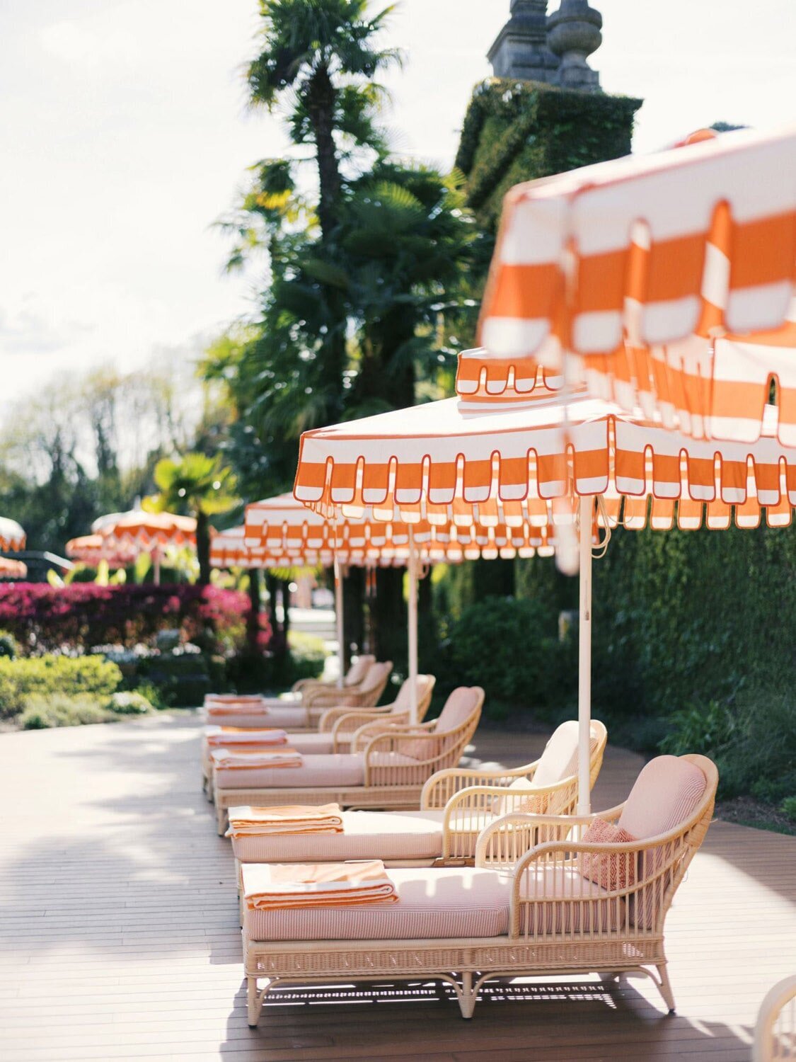 Poolside at Grand Hotel Tremezzo, by Lake Como Wedding Photographer Andreas K. Georgiou