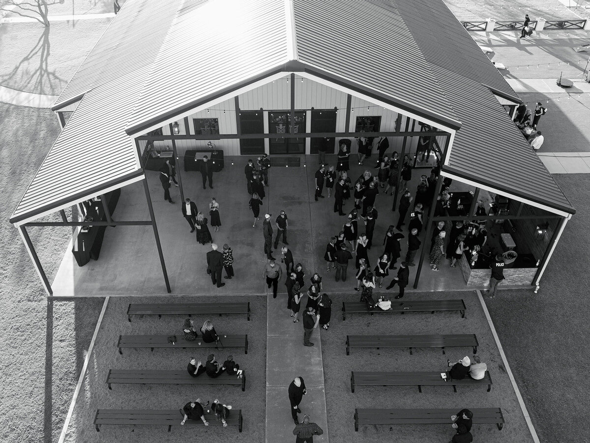 2025-10-11_DykesWeddingPreviews_MollyMurphyPhotography-70