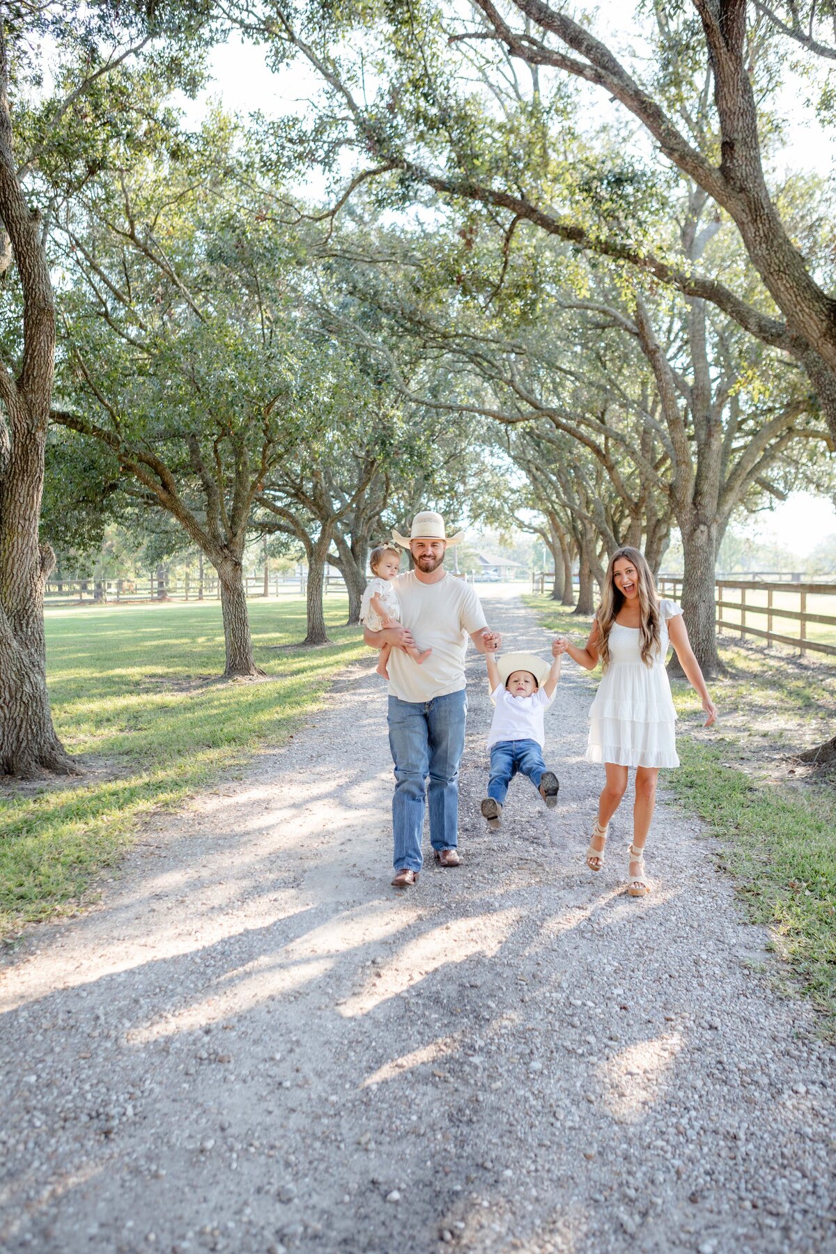 Houston-TX-fall-mini-session-Sweet-P-Farm-Magnolia-and-grace-photography-co-ClaudiaB# (1)-36