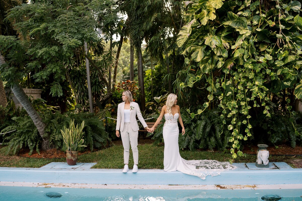 16 JORDAN AND DANIELE - HEMINGWAY HOME EVENTS - KEY WEST WEDDING - ISLAMORADA WEDDINGS - FLORIDA KEYS WEDDING PLANNER - WEDDING INSPO - WEDDING DECOR - KEY WEST WEDDING PLANNER - DUARTE FLORAL DESIGN