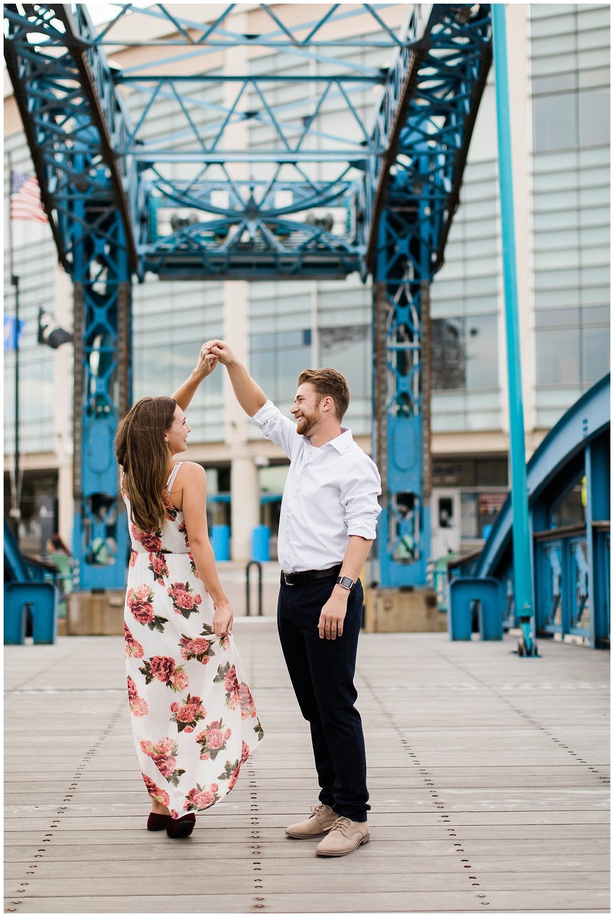 Engagement photos in Duluth Minnesota taken by Kirsten Barbara.