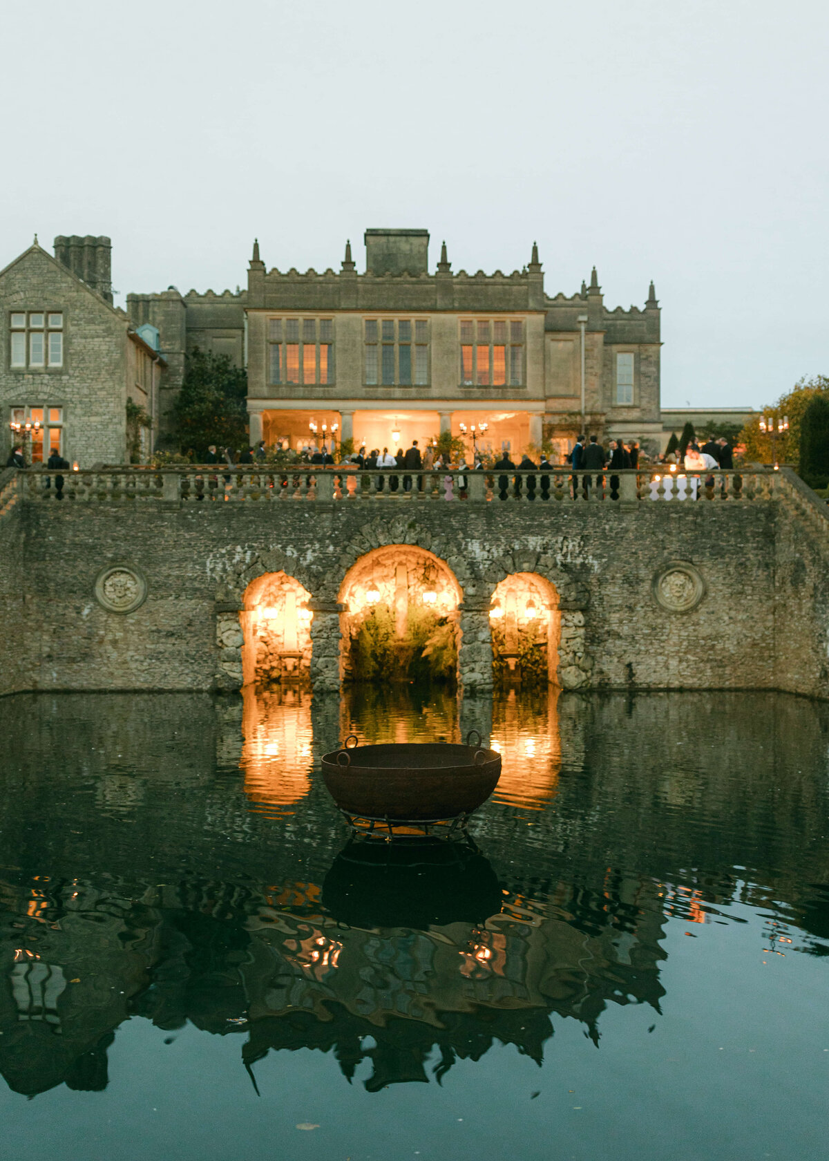 chloe-lowe-wedding-euridge-manor-cotswolds-boathouse-lost-orangery
