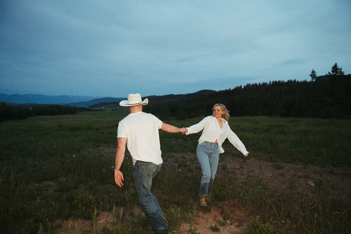 presley-gray-nighttime-western-montana-engagement9745