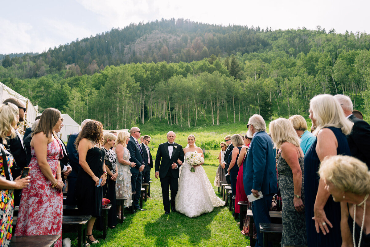 0 Hor TH2 -  Outdoor Mountainside Ceremony Beaver Creek Colorado Wedding by GoBella 9
